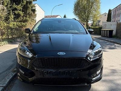 Second-hand Ford Focus ST-Line 182 CP (133 kW) 2018 Negru Break