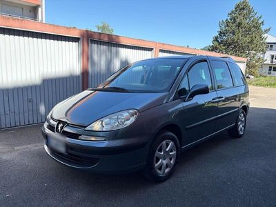 Peugeot 807