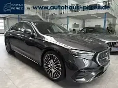 Gebraucht Mercedes E450 Premium 367 PS (269 kW) 2024 Grau Limousine