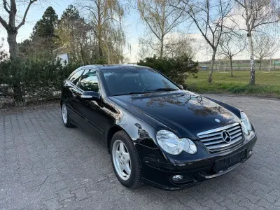 Gebraucht Mercedes CLC180 143 PS (105 kW) 2004 Schwarz Coupé