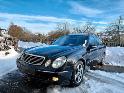 Schwarz Gebraucht 2005 Mercedes E280 Avantgarde Kombi | 1.500 € (Superpreis)