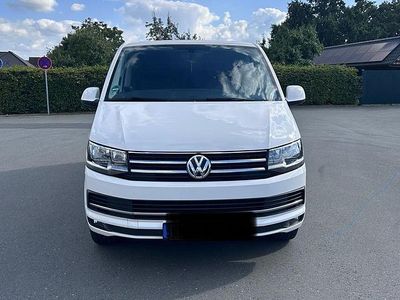 Gebraucht VW Caravelle Comfortline 204 PS (150 kW) 2017 Weiß Van / Kleinbus