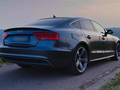 Gebraucht Audi A5 Sportback Comfort 190 PS (139 kW) 2015 Grau Kleinwagen