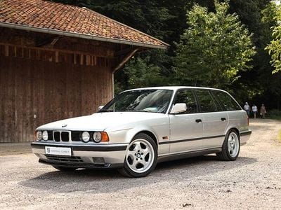 Silber Gebraucht 1992 BMW M5 Performance Kombi | 69.950 €