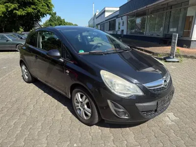 Gebraucht Opel Corsa Color Edition 69 PS (50 kW) 2011 Schwarz Kleinwagen