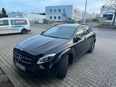 gebraucht Mercedes GLA180 20.000 km Bj 2019