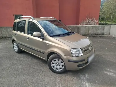 Używany Fiat Panda 69 KM (50 kW) 2011 Złoty Hatchback