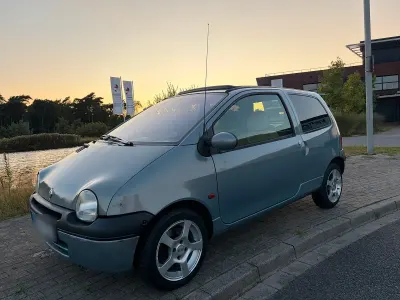 Gebraucht Renault Twingo 58 PS (42 kW) 2002 Blau Kleinwagen