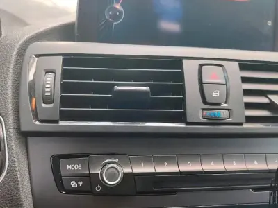 Gebraucht BMW 118 149 PS (109 kW) 2015 Schwarz Kleinwagen