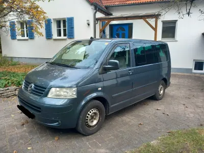 Gebraucht VW T5 United 131 PS (96 kW) 2009 Grau Van