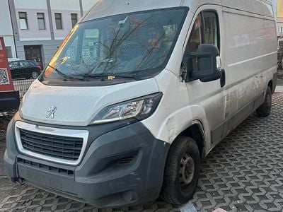 Gebraucht Peugeot Boxer 136 PS (100 kW) 2015 Weiß Van