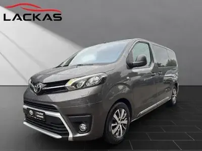 Gebraucht Toyota Proace Verso 144 PS (105 kW) 2022 Dark grey (grau) Kombi