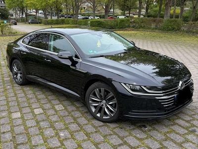 Usata VW Arteon 150 CV (110 kW) 2019 Nero Utilitaria