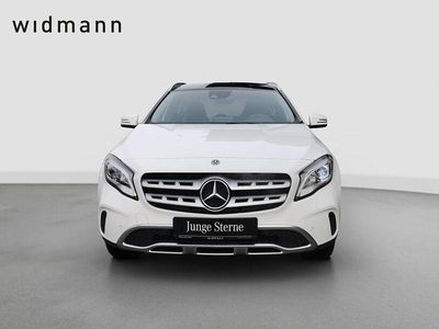 Gebraucht Mercedes GLA200 Urban 156 PS (114 kW) 2019 Unilack polarweiss SUV