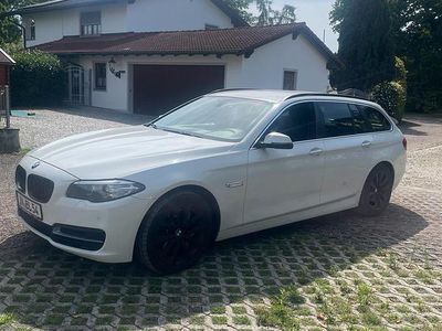 BMW 525