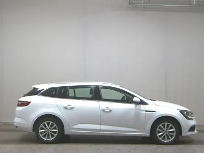 Gebraucht Renault Mégane IV 140 PS (102 kW) 2019 Weiß Limousine