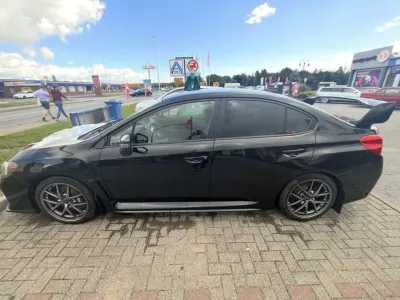 Käytetty Subaru WRX STI 300 HP (220 kW) 2016 Musta Sedan