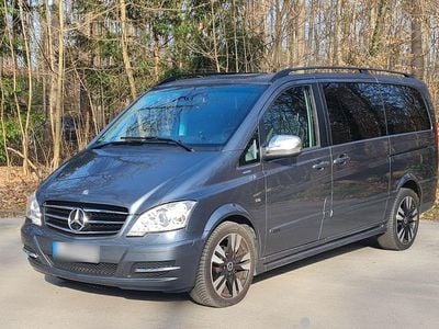 Usata Mercedes Viano Avantgarde 224 CV (164 kW) 2013 Grigio Monovolume