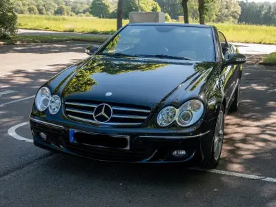 Gebraucht Mercedes CLK200 Avantgarde 184 PS (135 kW) 2008 Schwarz Cabrio
