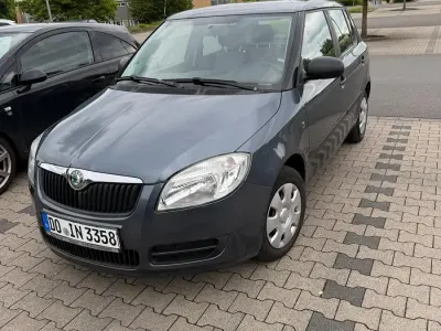 Gebraucht Skoda Fabia 80 PS (58 kW) 2009 Grau Kleinwagen