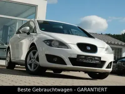Gebraucht Seat Leon Reference 125 PS (91 kW) 2010 Weiß Kleinwagen