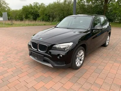 Gebraucht BMW X1 116 PS (85 kW) 2012 Schwarz SUV