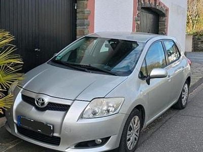 Gebraucht Toyota Auris 140 PS (102 kW) 2008 Silber Kleinwagen