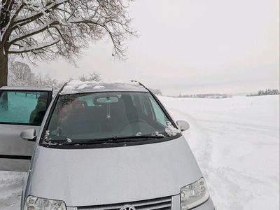 Gebraucht VW Sharan 131 PS (96 kW) 2005 Silber Van / Kleinbus
