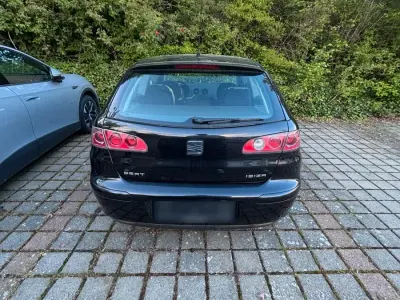 Gebraucht Seat Ibiza 75 PS (55 kW) 2005 Schwarz Kleinwagen