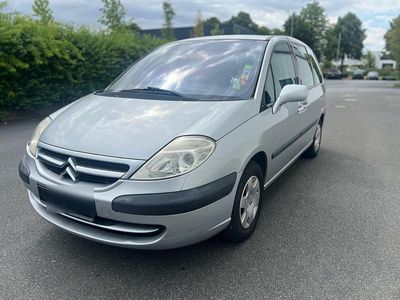 Citroën C8