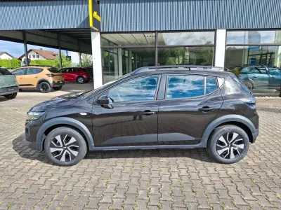 Nowe Dacia Sandero Expression 122 KM (89 kW) 2026 Czarny Sedan/Limuzyna