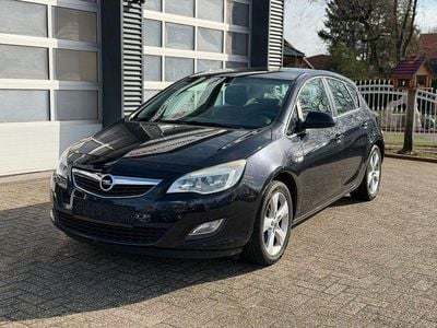 Gebraucht Opel Astra Edition 140 PS (102 kW) 2010 Schwarz Limousine
