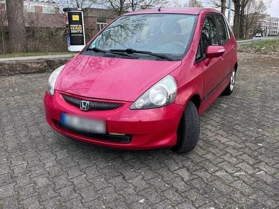 Usata Honda Jazz 83 CV (61 kW) 2005 Rosso Utilitaria