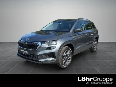 Gebraucht Skoda Karoq Tour 150 PS (110 kW) 2022 Graphitegrau metallic SUV