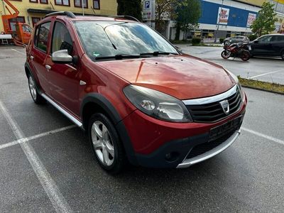 gebraucht Dacia Sandero 1.6 MPI Stepway