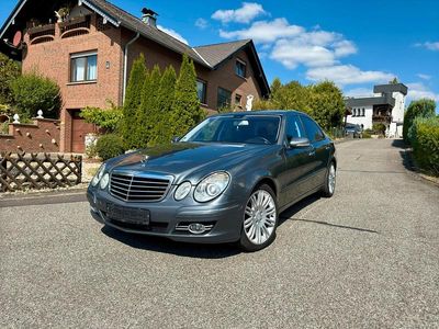 Mercedes E320