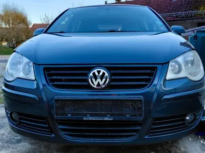 Gebraucht VW Polo 70 PS (51 kW) 2006 Schwarz Kleinwagen