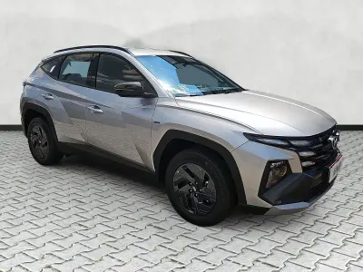 Neu Hyundai Tucson Blackline 239 PS (175 kW) 2026 Shimmering silver metallic SUV