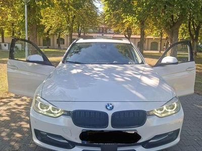 Weiß Gebraucht 2013 BMW 320 M Performance Kombi | 15.500 € (Teuer)