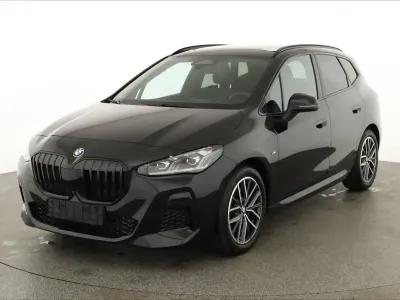 Używany BMW 223 Active Tourer M Sport 218 KM (160 kW) 2025 Czarny Minivan