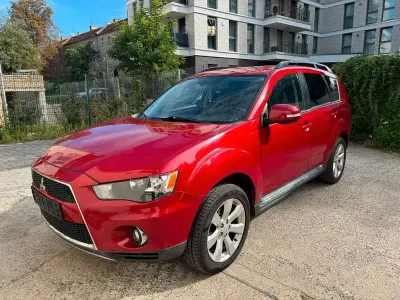 Gebraucht Mitsubishi Outlander Edition 147 PS (108 kW) 2010 Rot SUV