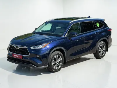 Gebraucht Toyota Highlander Luxury 299 PS (219 kW) 2022 Blau SUV