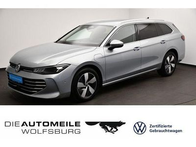 Gebraucht VW Passat Business 150 PS (110 kW) 2025 Oyster silver metallic (metallic) Kombi