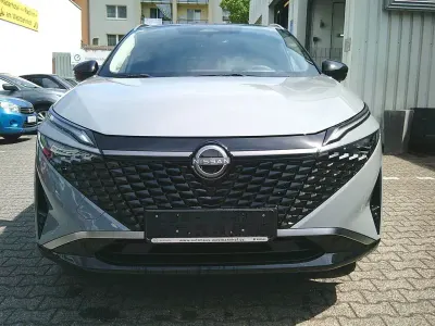 Neu Nissan Qashqai Premium Edition 205 PS (150 kW) 2026 Grau SUV