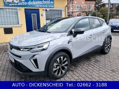 Neu Renault Captur 116 PS (85 kW) 2026 Bicolor rafale / schwarz SUV