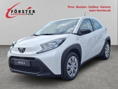 Weiß Gebraucht 2025 Toyota Aygo X Business Edition SUV | 15.640 € (Guter Preis)