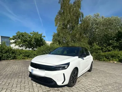 Gebraucht Opel Corsa 101 PS (74 kW) 2024 Weiß Kleinwagen