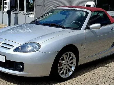 Gebraucht MG TF 136 PS (100 kW) 2004 Silber Cabrio