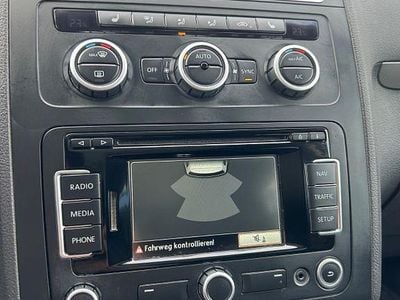 Gebraucht VW Touran Match 140 PS (102 kW) 2012 Grau Van / Kleinbus