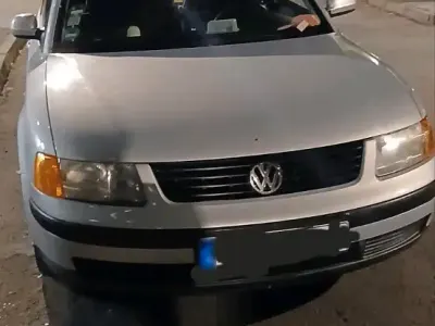 Gebraucht VW Passat 150 PS (110 kW) 1997 Silber Limousine